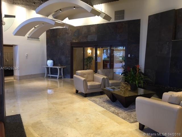 PARC CENTRAL AVENTURA SOU - Residential Lease