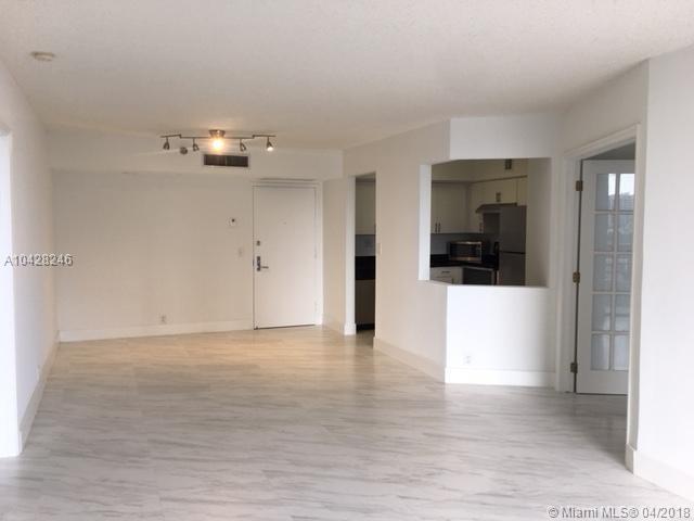 PARC CENTRAL AVENTURA SOU - Residential Lease