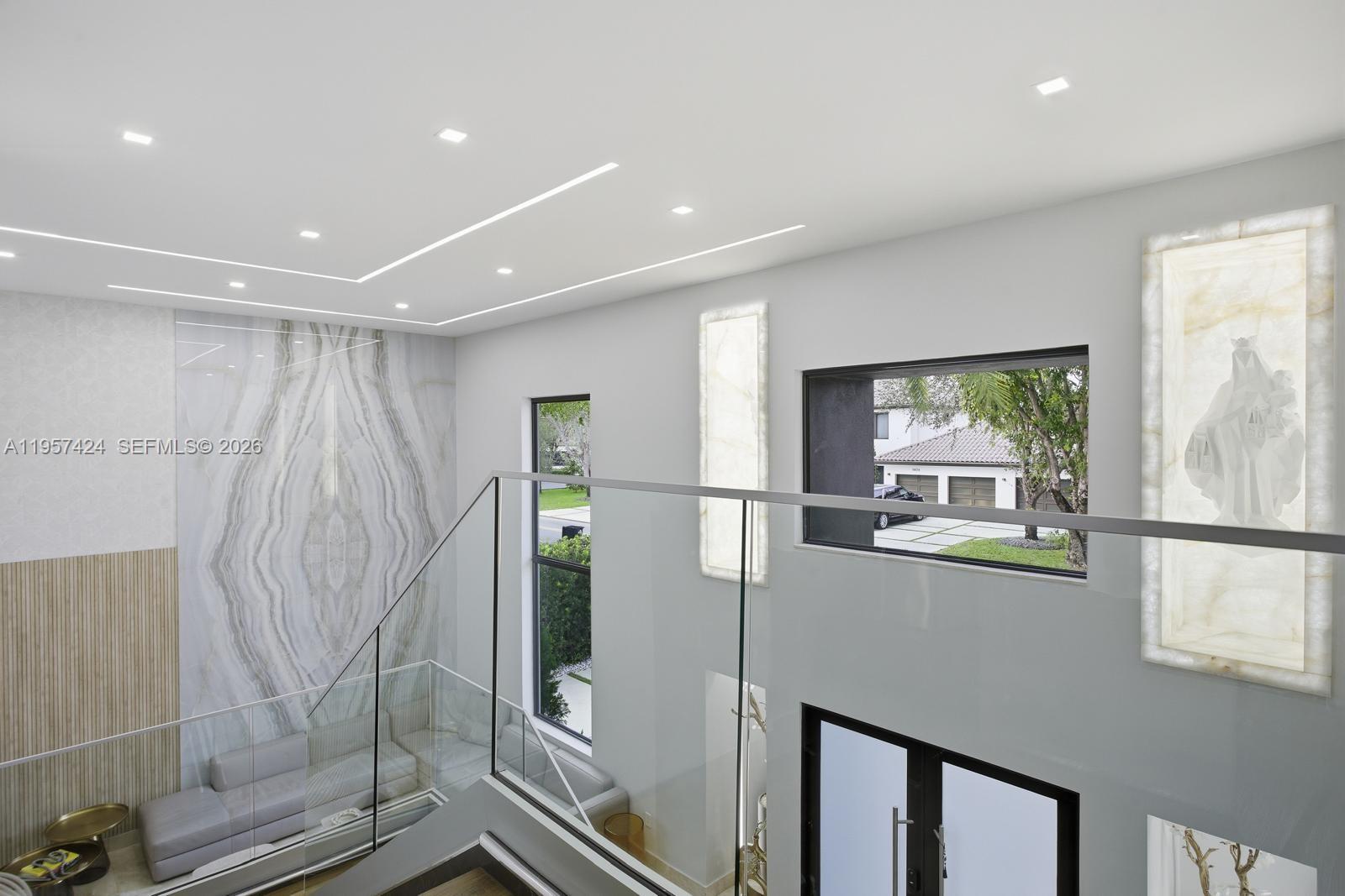 DORAL ESTATES - Residential