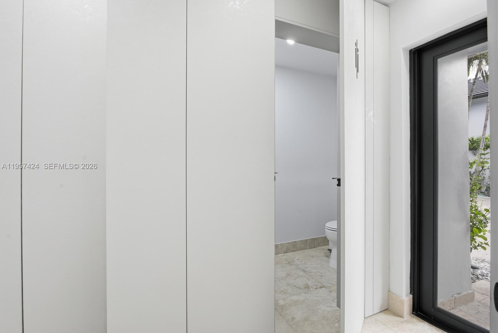 DORAL ESTATES - Residential