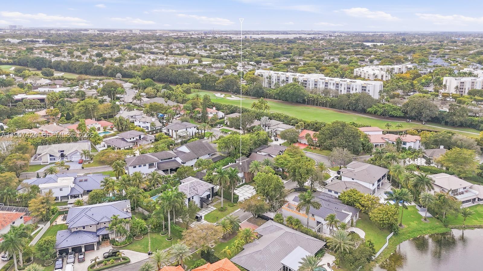 DORAL ESTATES - Residential