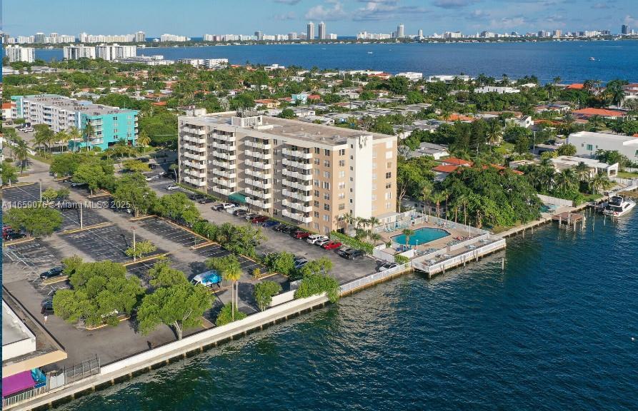 ISLAND PLACE AT NORTH BAY - Residential