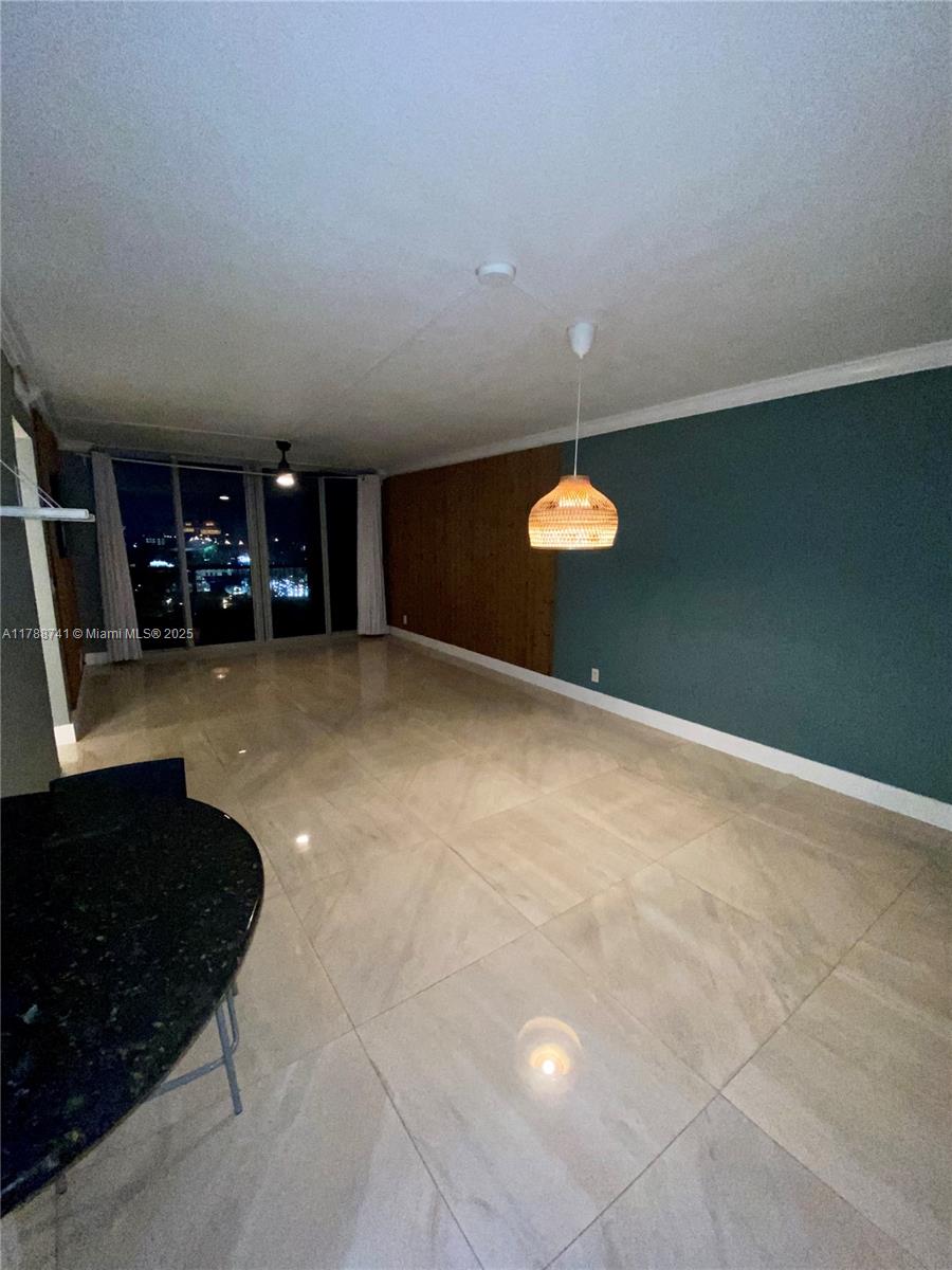 401 BLU OF NORTH BEACH CO - Residential