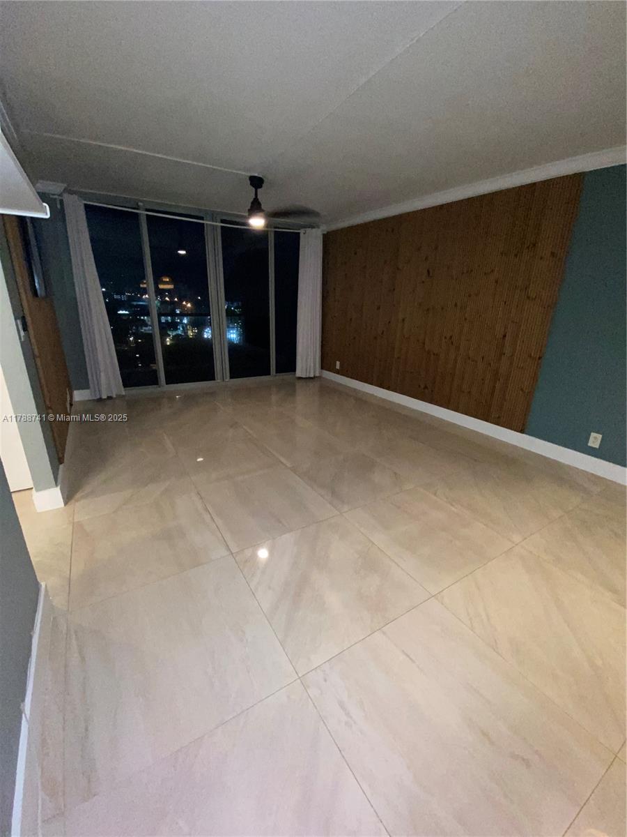 401 BLU OF NORTH BEACH CO - Residential