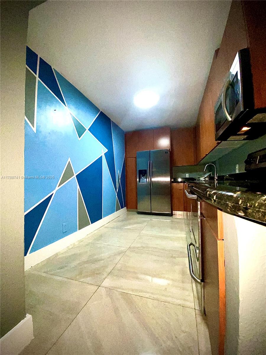 401 BLU OF NORTH BEACH CO - Residential