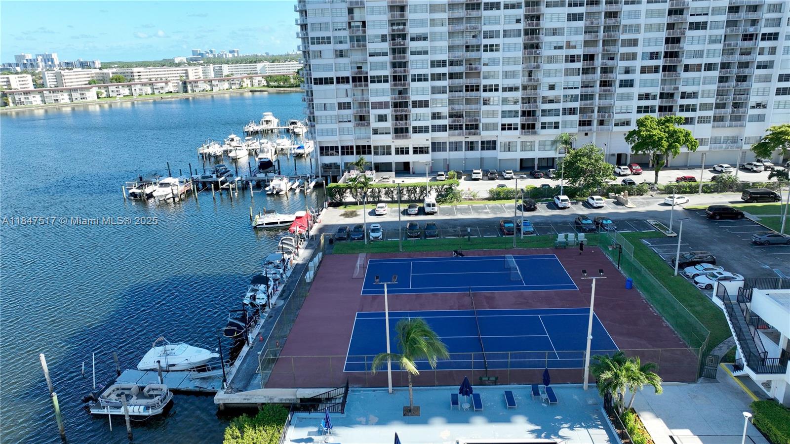 COMMODORE PLAZA CONDO - Residential