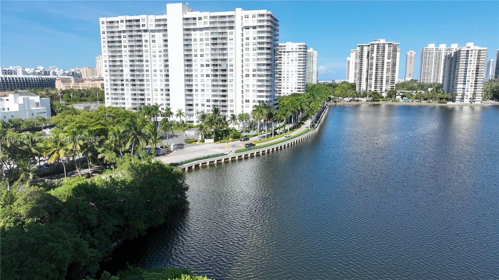 This spacious, bright corner unit offers beautiful, sweeping views of the city and the bay.
This condominium is located at the entrance of the renowned William Island neighborhood, steps from supermarkets, restaurants, cafes, shops, and a wide variety of places to enjoy.
The unit is in good condition and can be adapted and updated to suit your needs.
Gate at the entrance, front desk service, association office on site.
Enjoy its 2 swimming pools, tennis courts, gym, and BBQ area.
Schedule a showing and start dreaming of being part of this community in the prestigious city of Aventura.