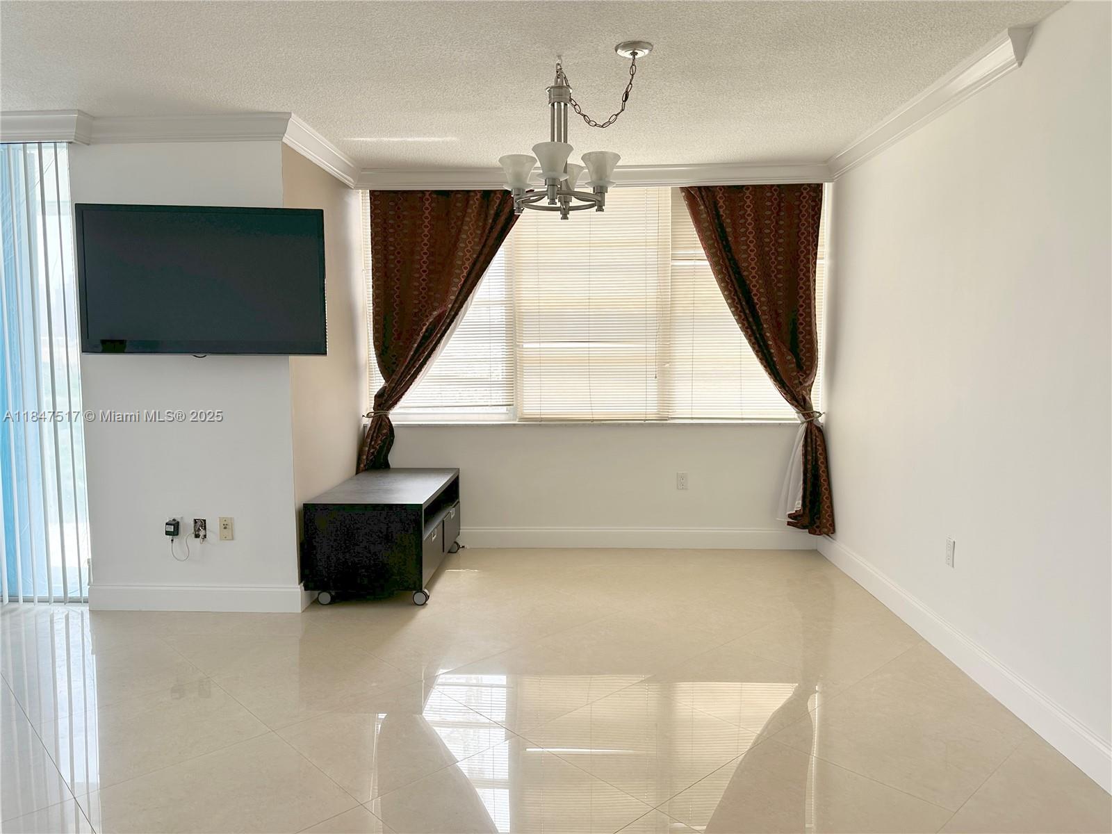 COMMODORE PLAZA CONDO - Residential