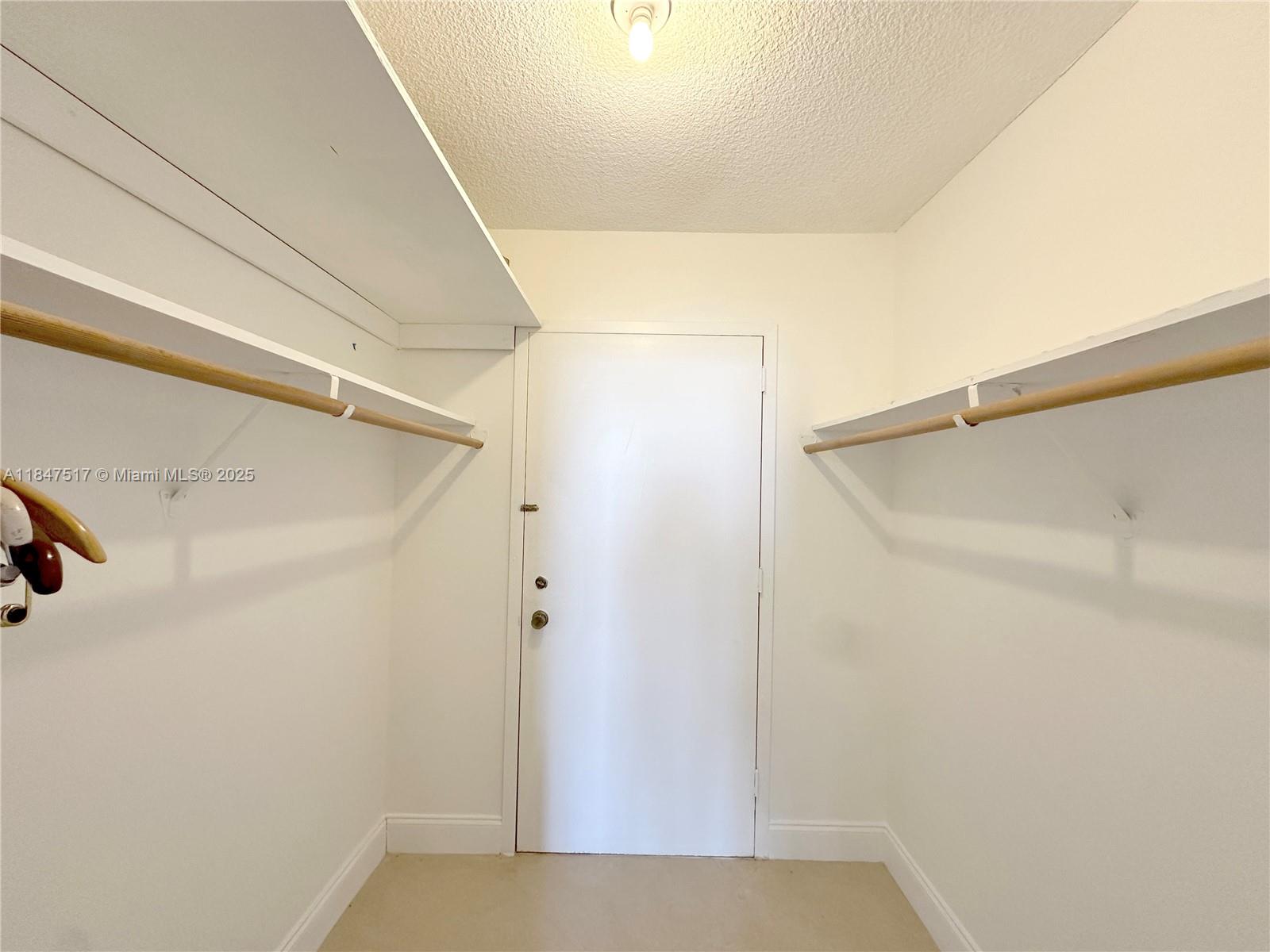 COMMODORE PLAZA CONDO - Residential