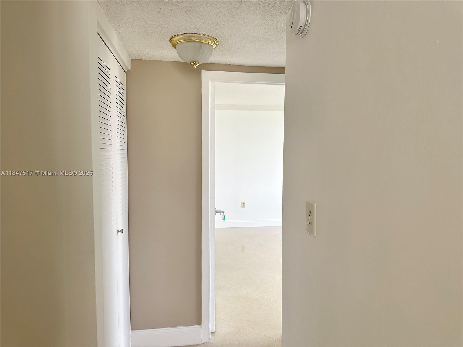 COMMODORE PLAZA CONDO - Residential