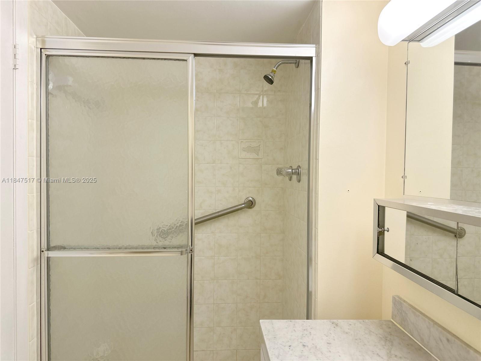 COMMODORE PLAZA CONDO - Residential