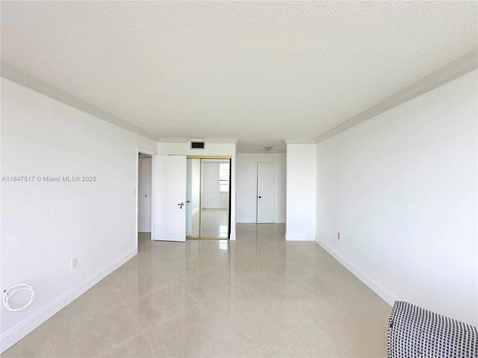 COMMODORE PLAZA CONDO - Residential