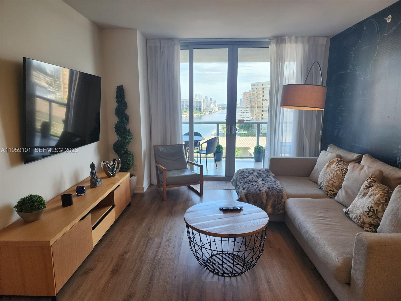 BEACHWALK CONDOMINIUM - Residential