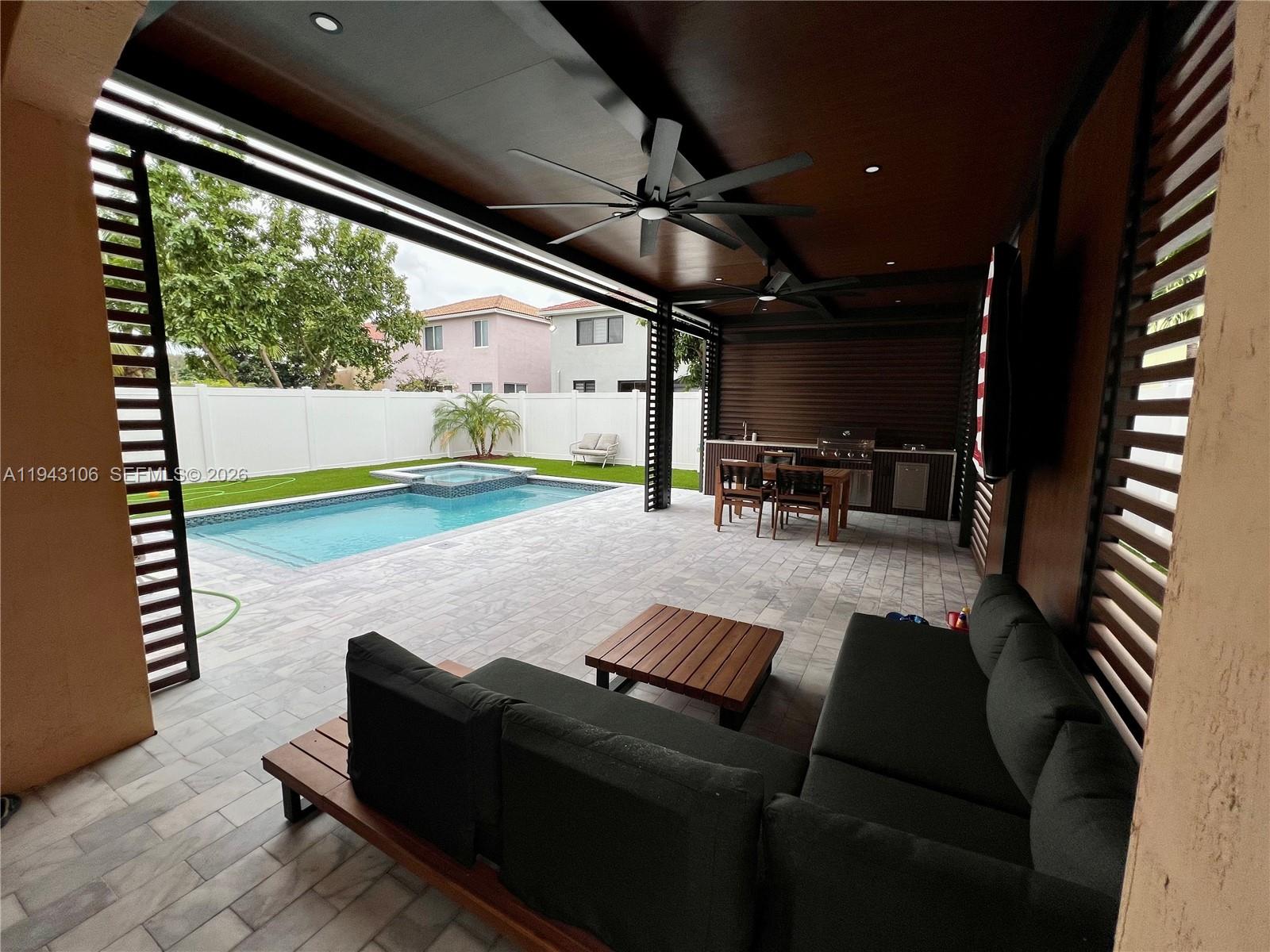 WALNUT CREEK - Residential