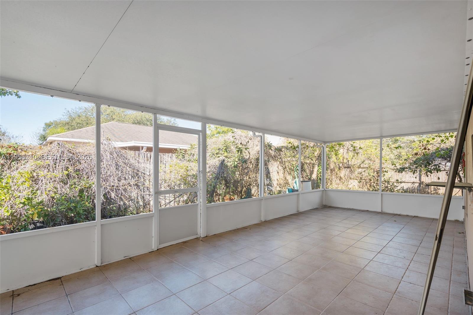 OAKS OF SUMMIT LAKE - Residential