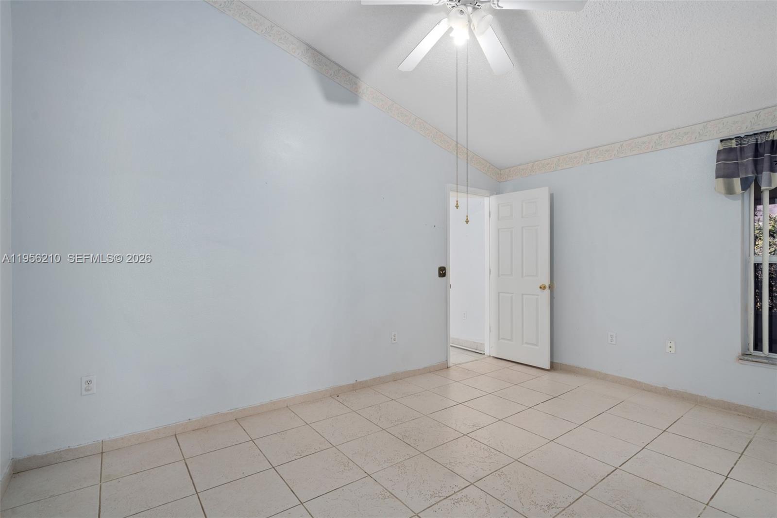 OAKS OF SUMMIT LAKE - Residential