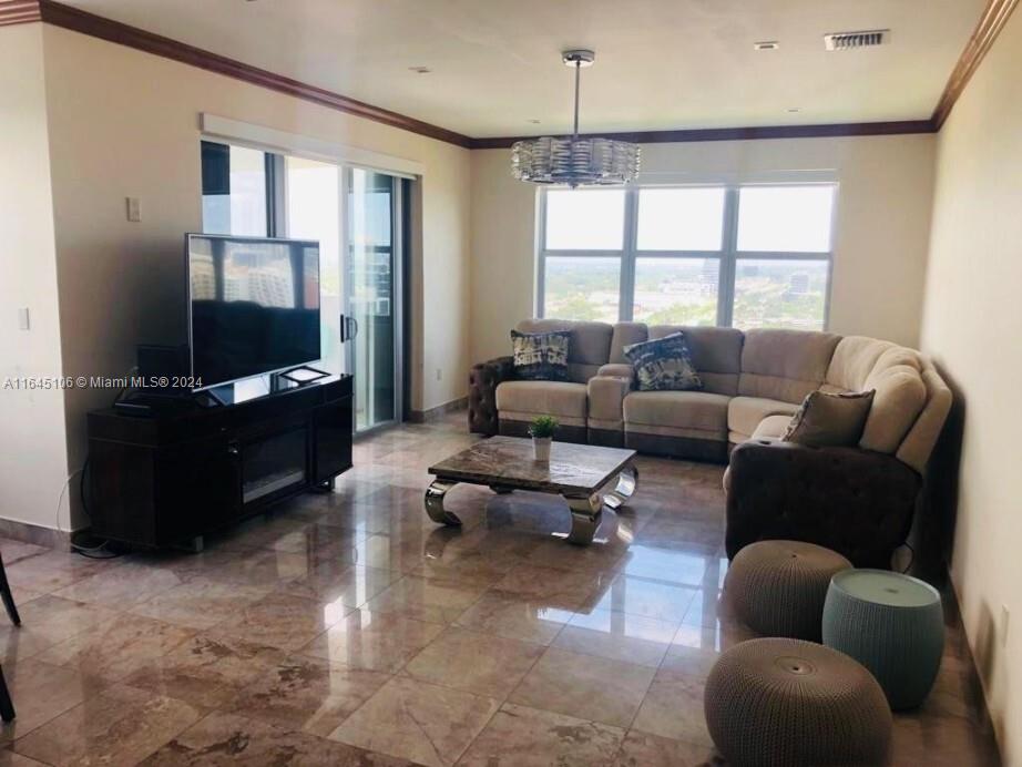 COMMODORE PLAZA CONDO - Residential