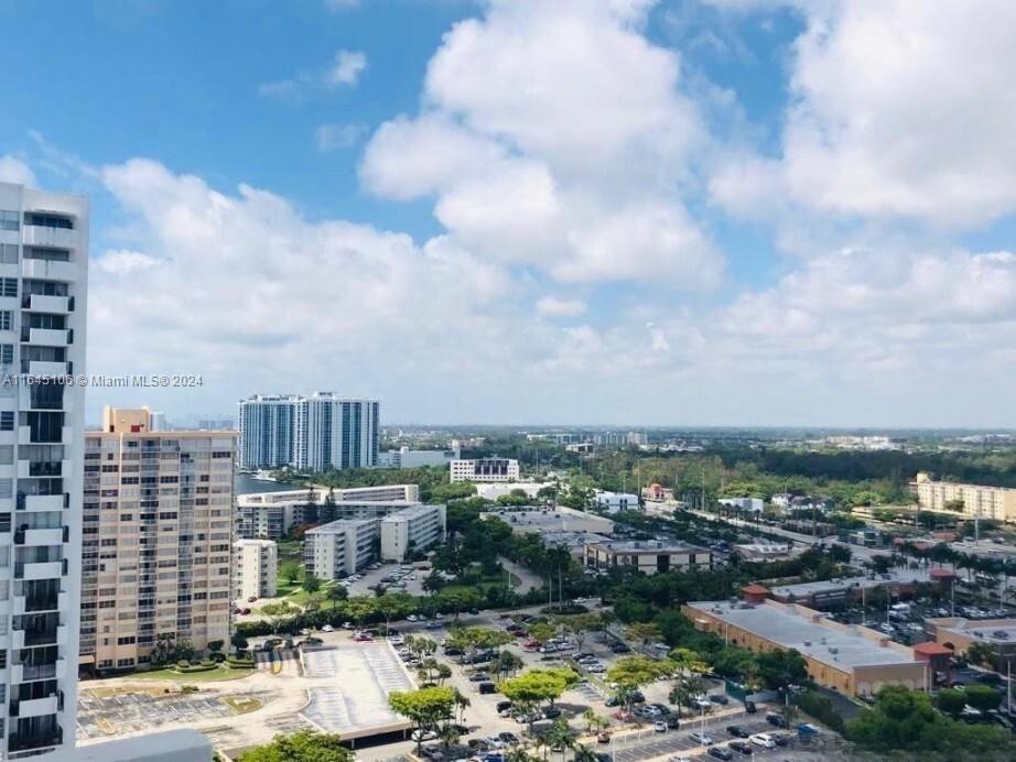 COMMODORE PLAZA CONDO - Residential