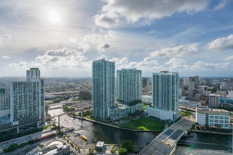 68 SE 6th St 3402 Miami FL 33131