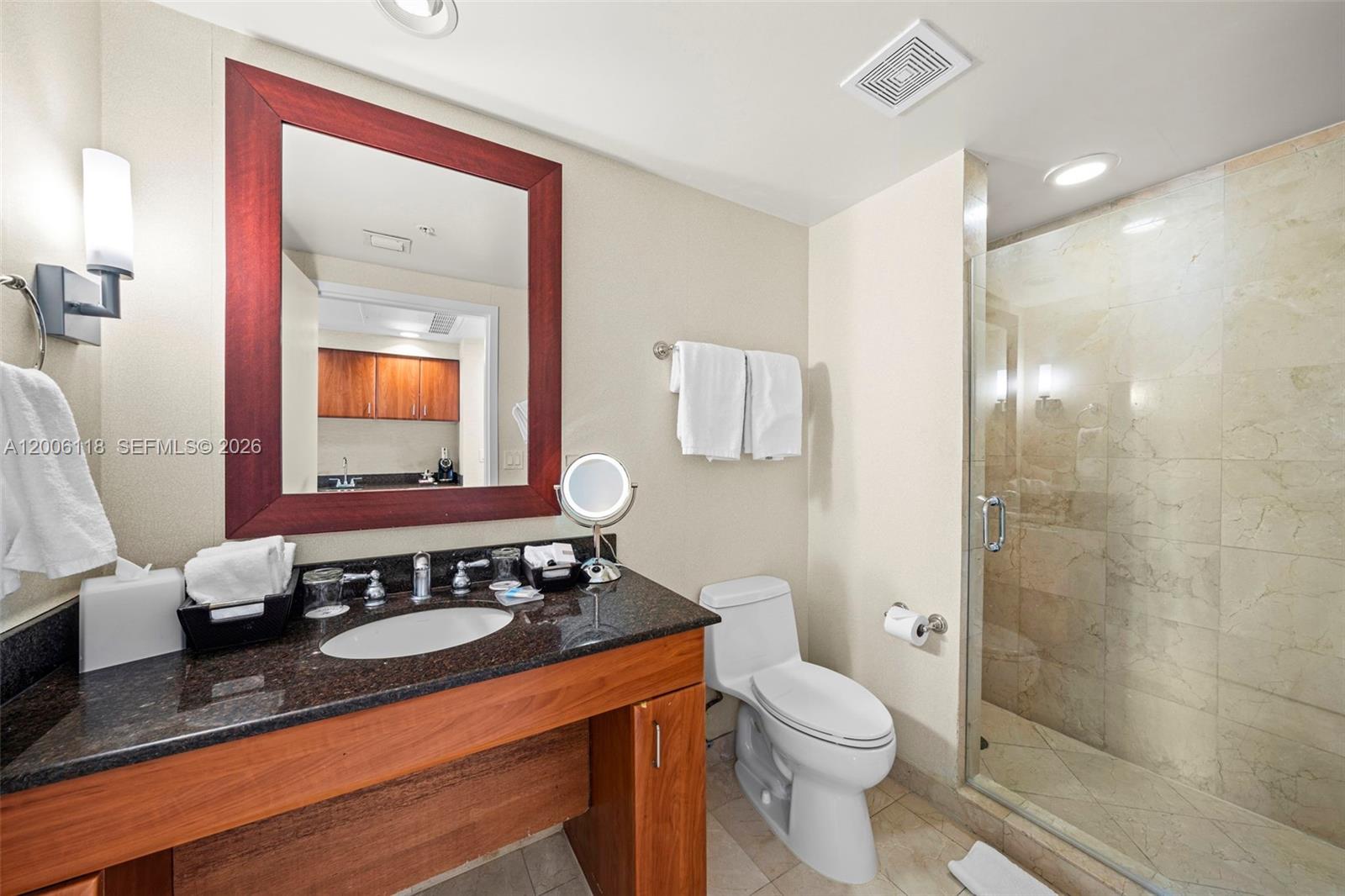 TRUMP INTERNATIONAL SONES - Residential