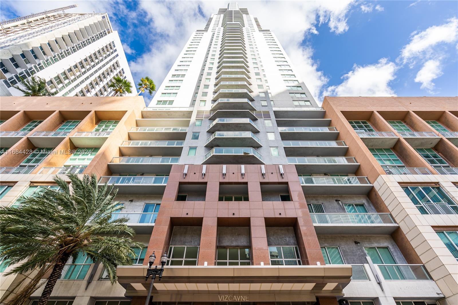 VIZCAYNE SOUTH CONDO - Residential