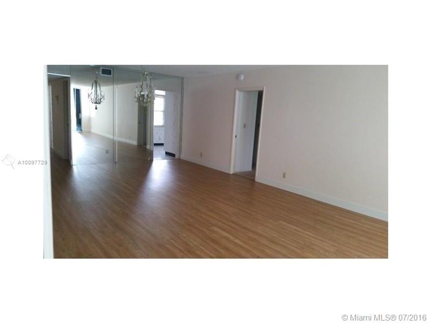 This is the one you've been looking for!! Ideal for investors. F model unit with split floor plan. Amazing views, brand new carpet and wood flooring.