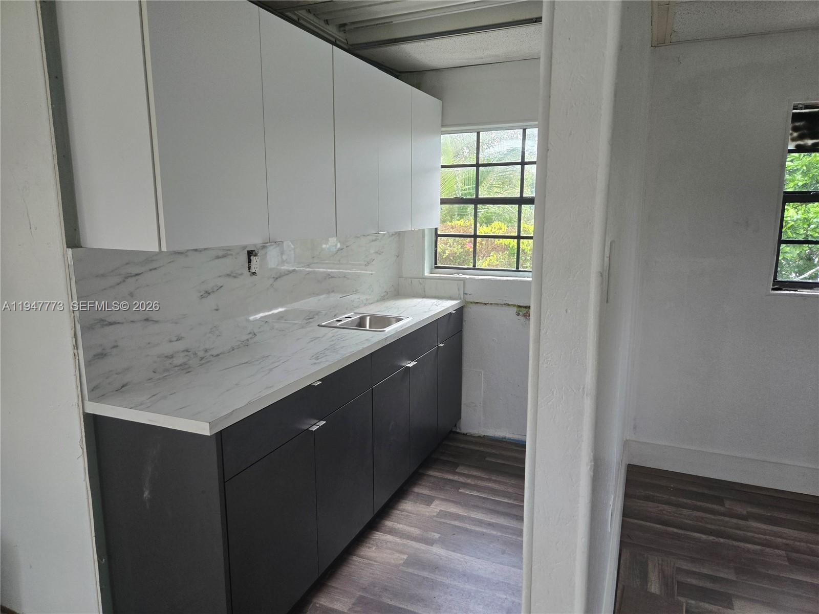 AIRLINE ESTATES - Residential