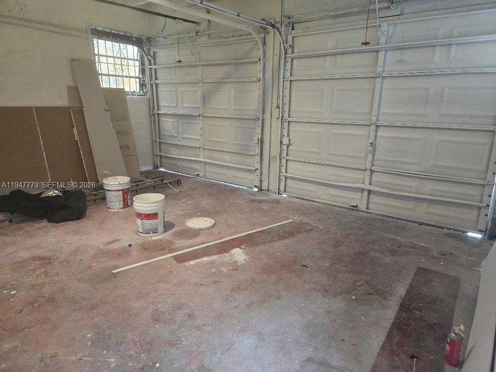 AIRLINE ESTATES - Residential