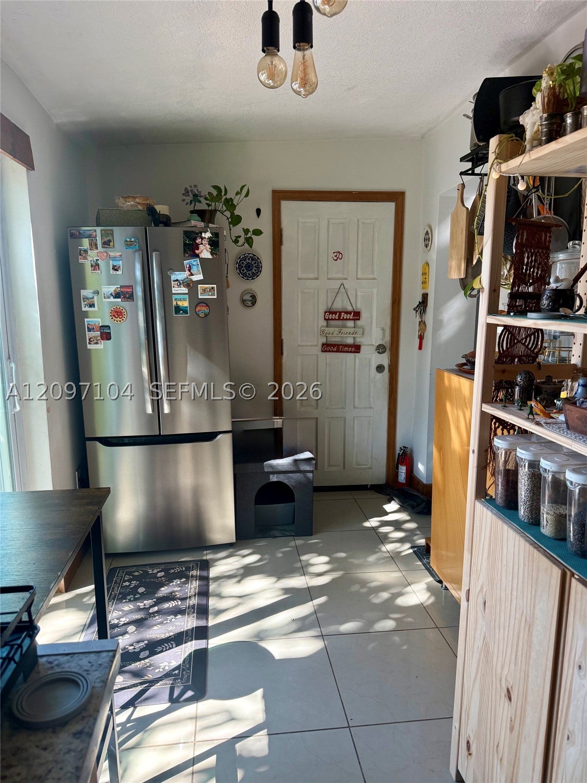 170 NW 18th Ct