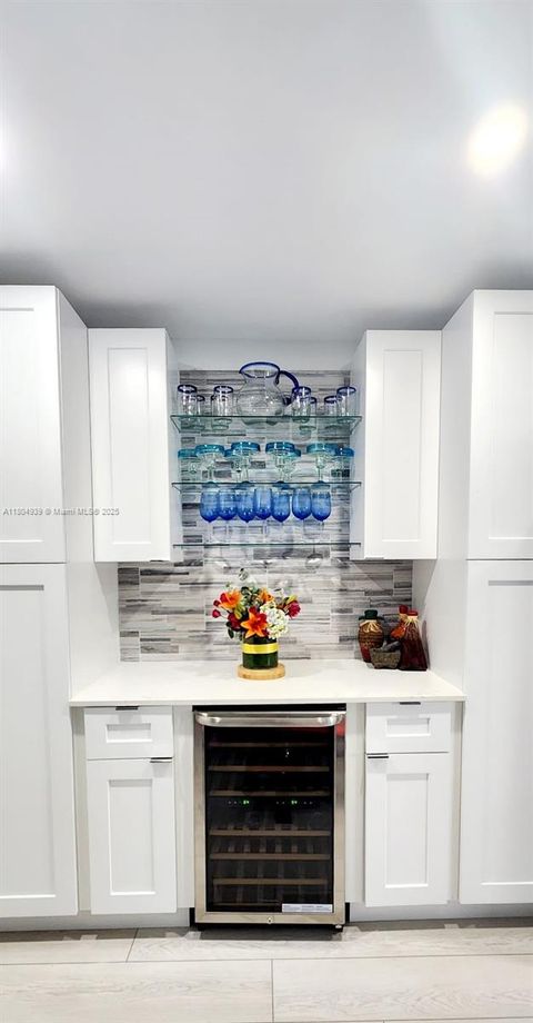 17324 NW 74th Ave 102 Hialeah FL 33015