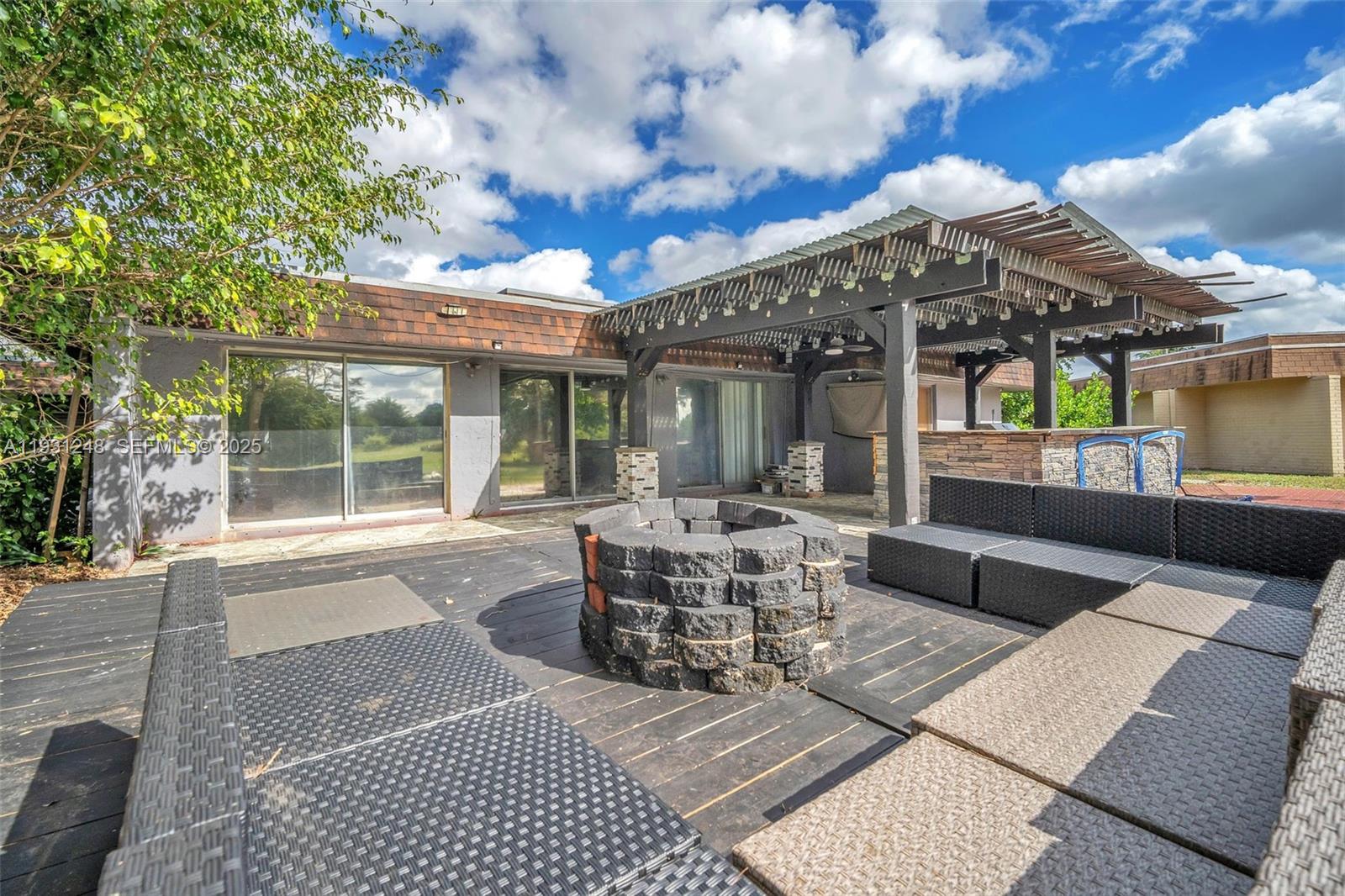 WOODLANDS SEC SIX - Residential