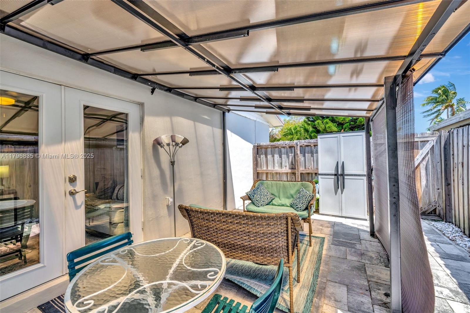 Rental Property at 2751 Ne 9th Ter 2751, Pompano Beach, Broward County, Florida - Bedrooms: 1 
Bathrooms: 1  - $1,700 MO.
