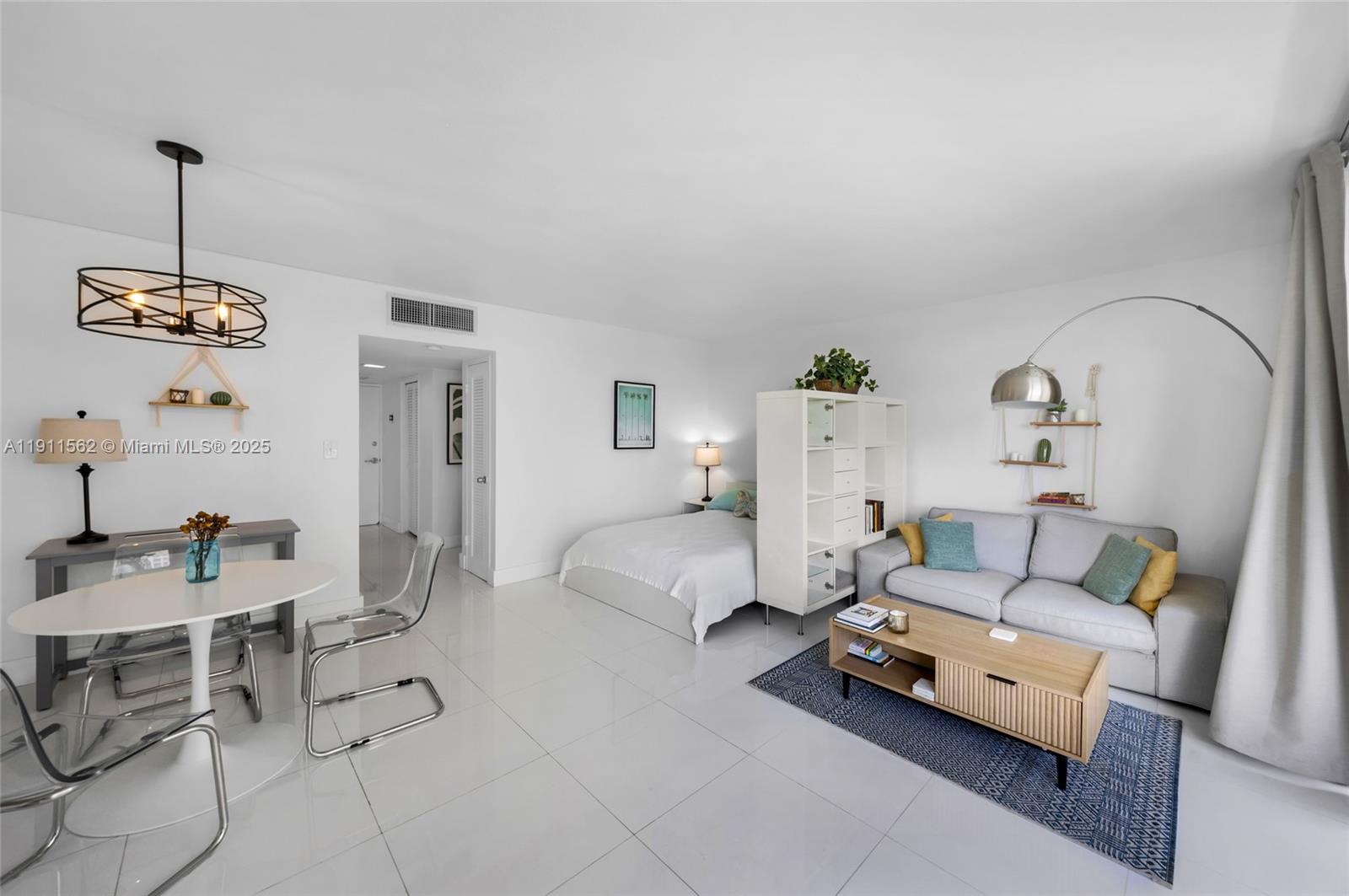 MIRADOR 1000 CONDO - Residential Lease