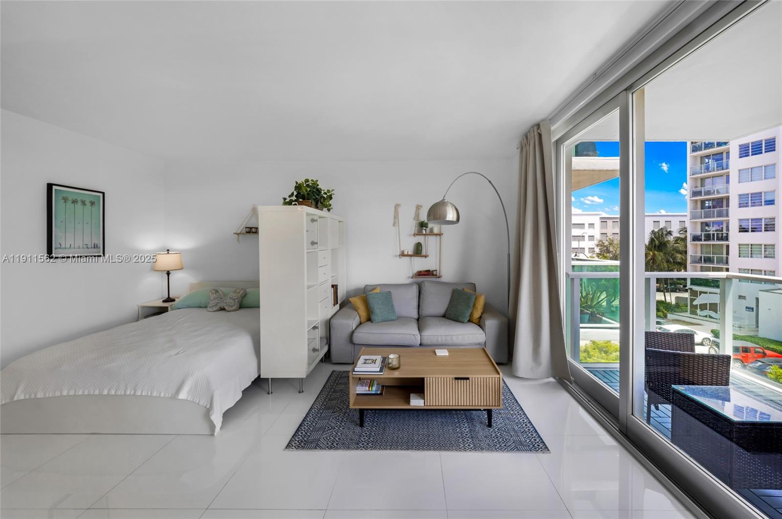 MIRADOR 1000 CONDO - Residential Lease