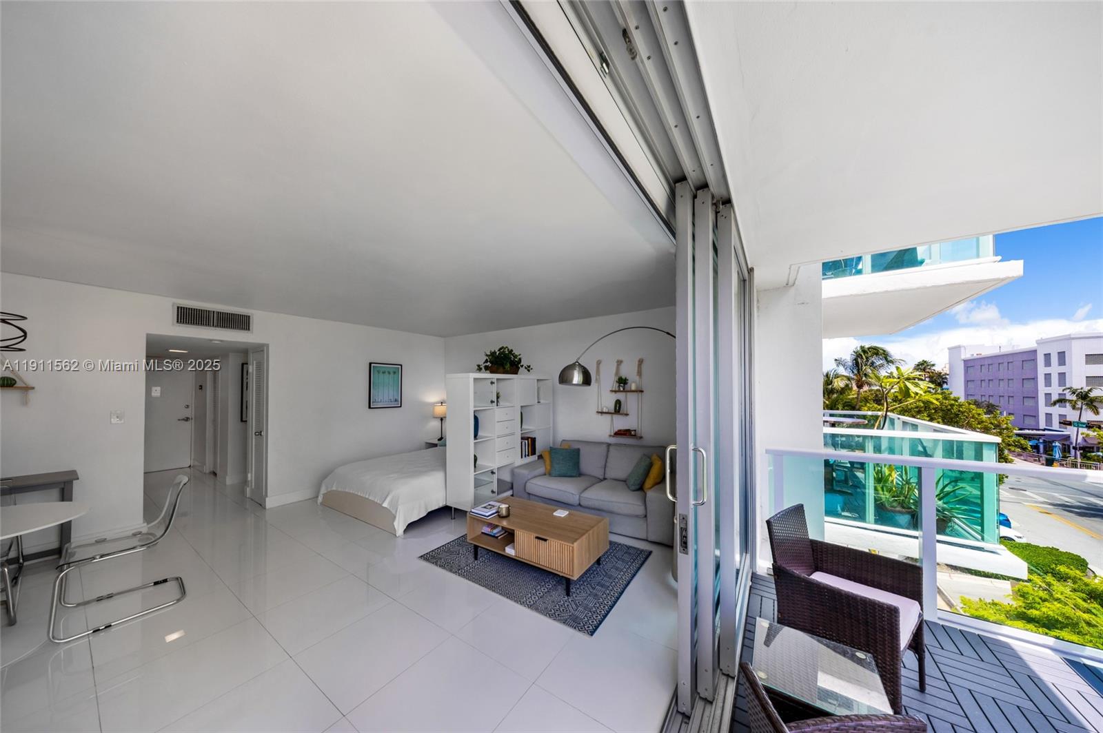 MIRADOR 1000 CONDO - Residential Lease