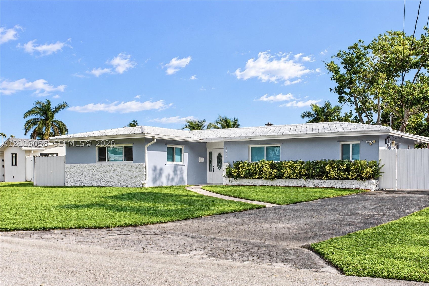 1980 NW 33rd Ct