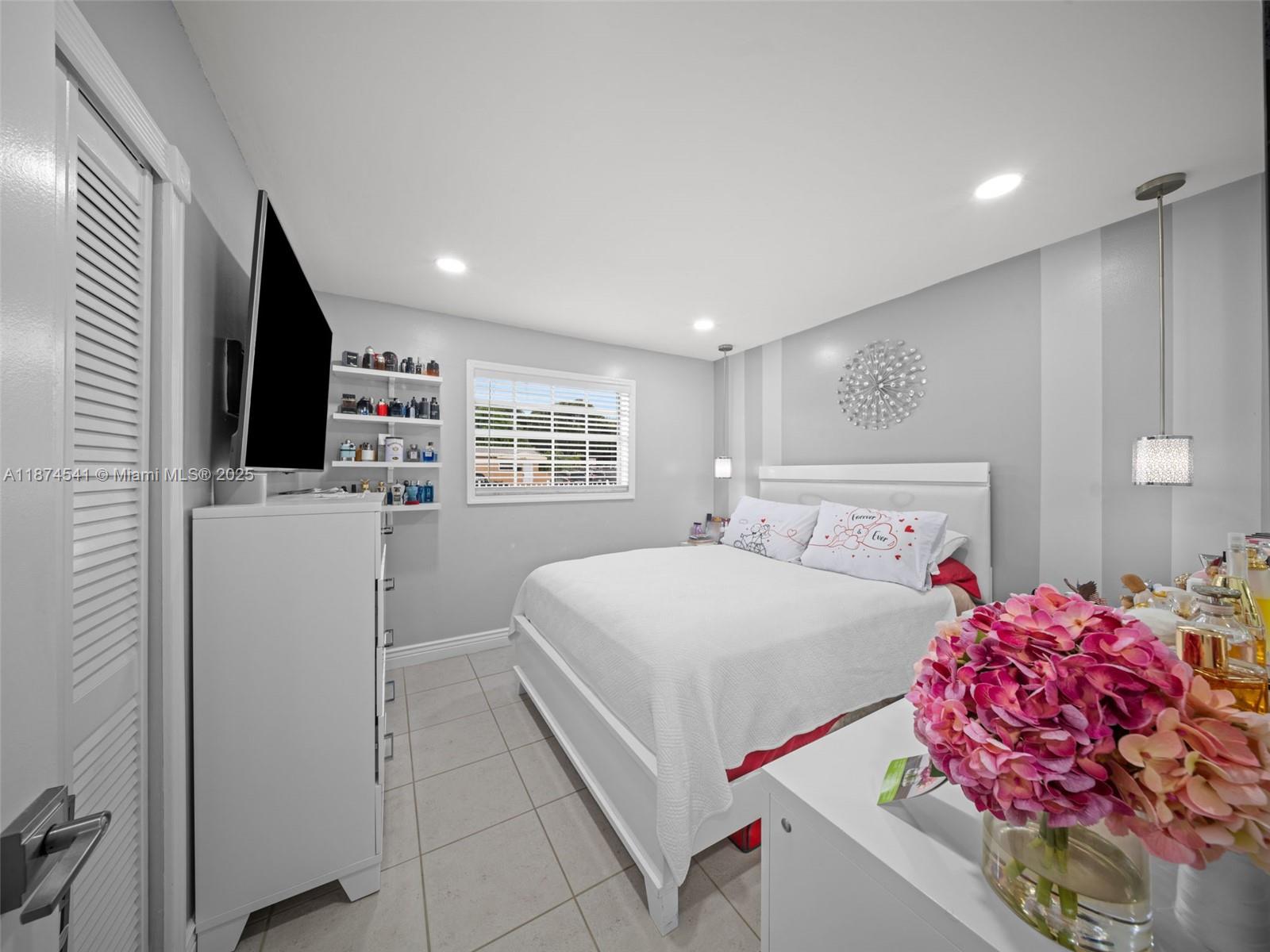 SOUTH MIAMI HEIGHTS 2ND A - Residential