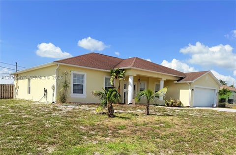 Photo of 3762 SW Darby Ln, Port St Lucie, FL 34953 (MLS # A12040476)