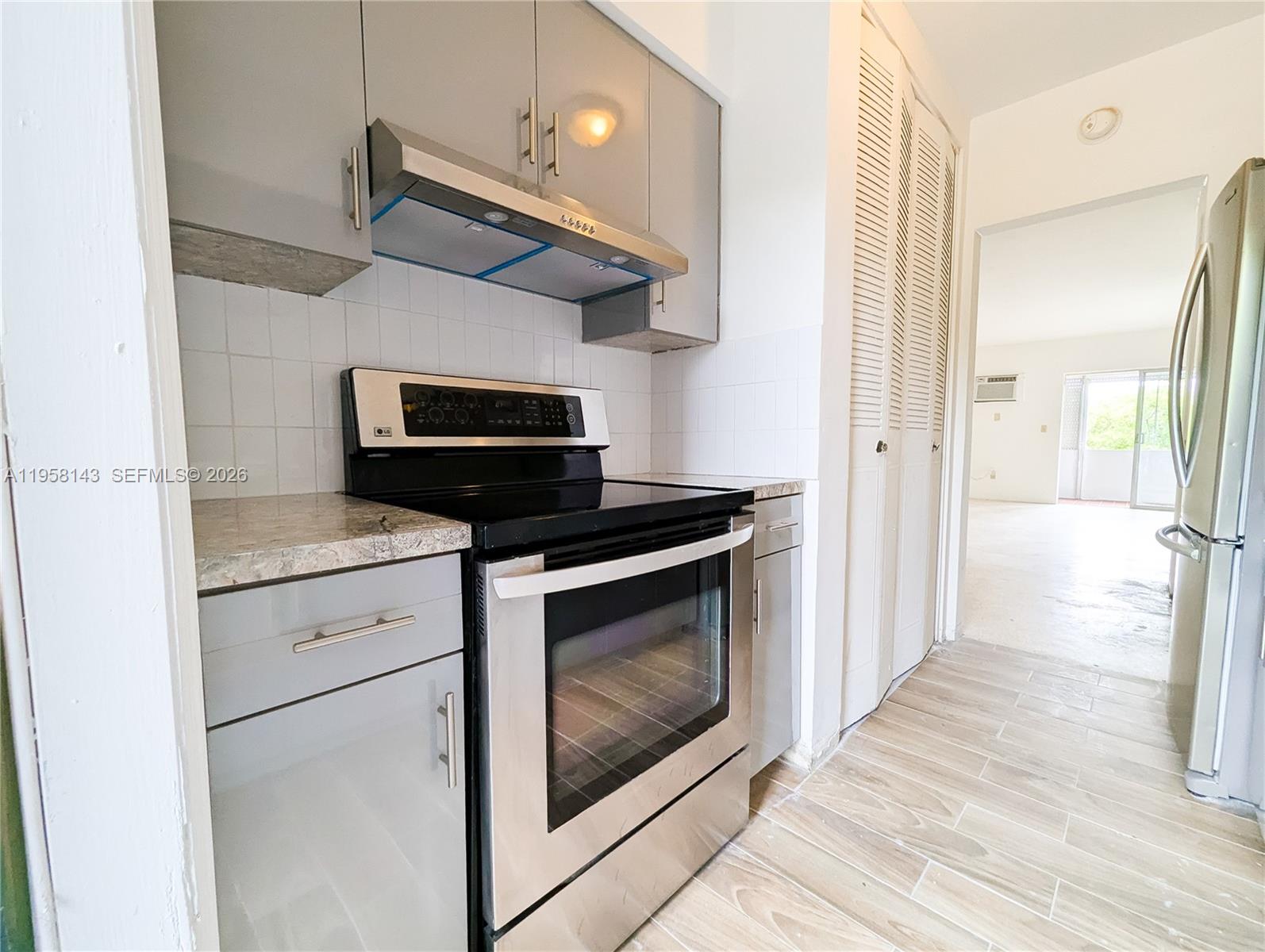 COCONUT CREEK - Residential Lease