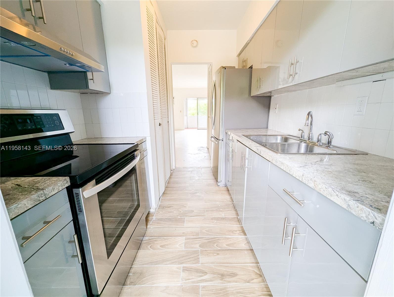 COCONUT CREEK - Residential Lease