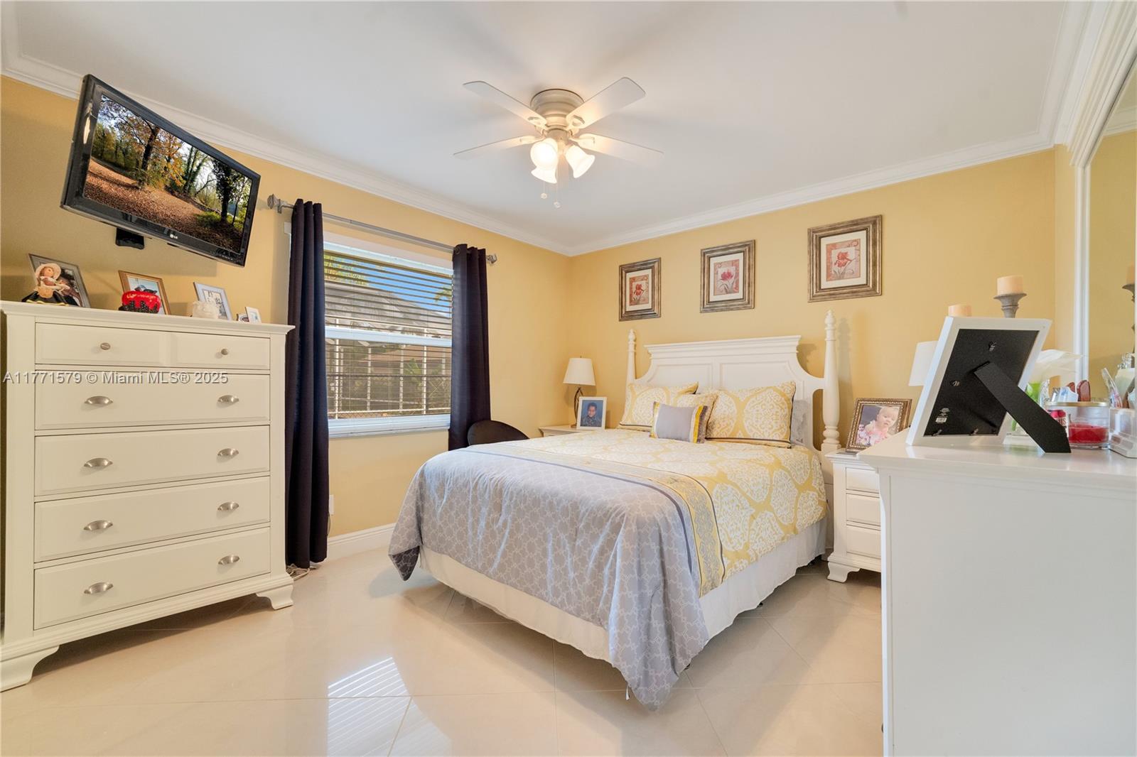 PINE RIDGE - Residential