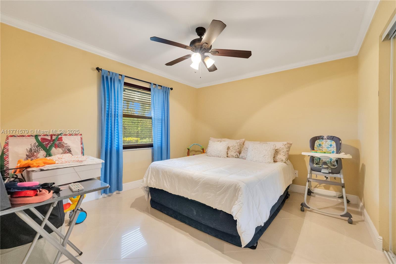 PINE RIDGE - Residential