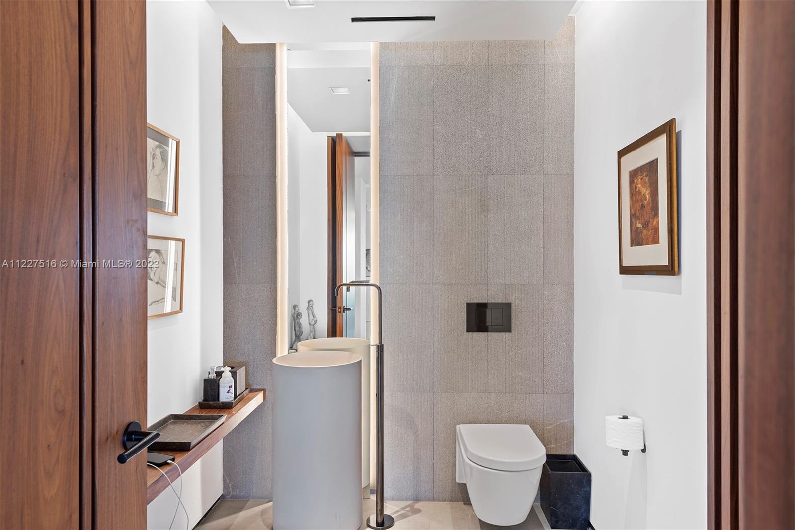 BAYVIEW FISHER ISL NO TWO - Residential