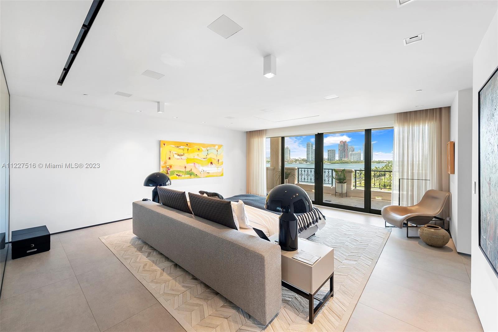 BAYVIEW FISHER ISL NO TWO - Residential