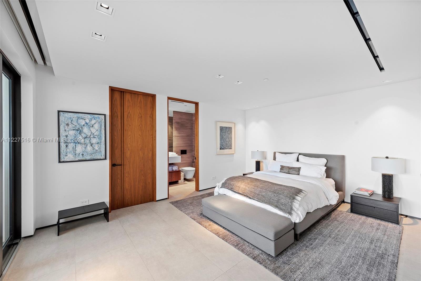 BAYVIEW FISHER ISL NO TWO - Residential