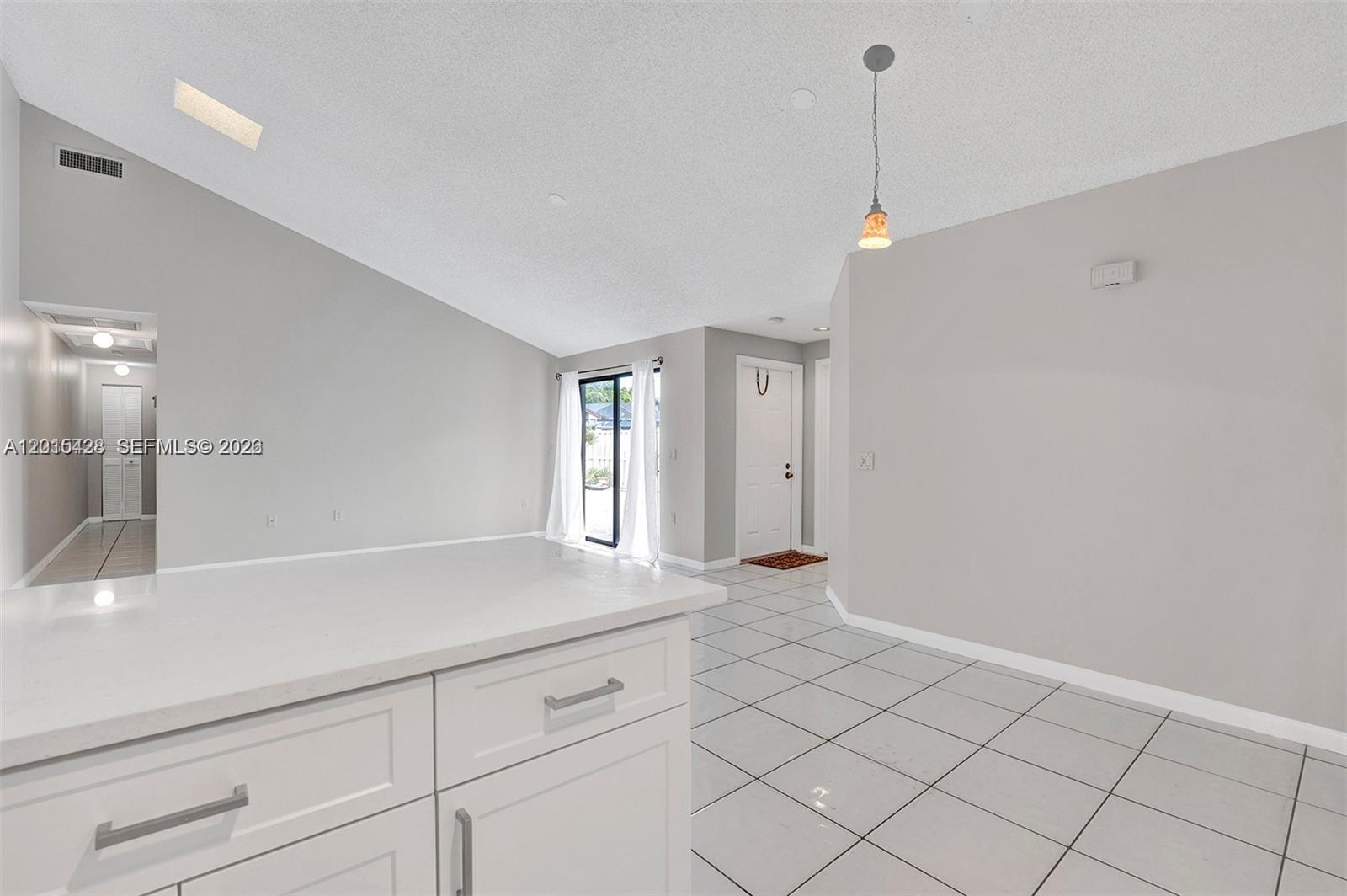BOCA GARDENS - Residential