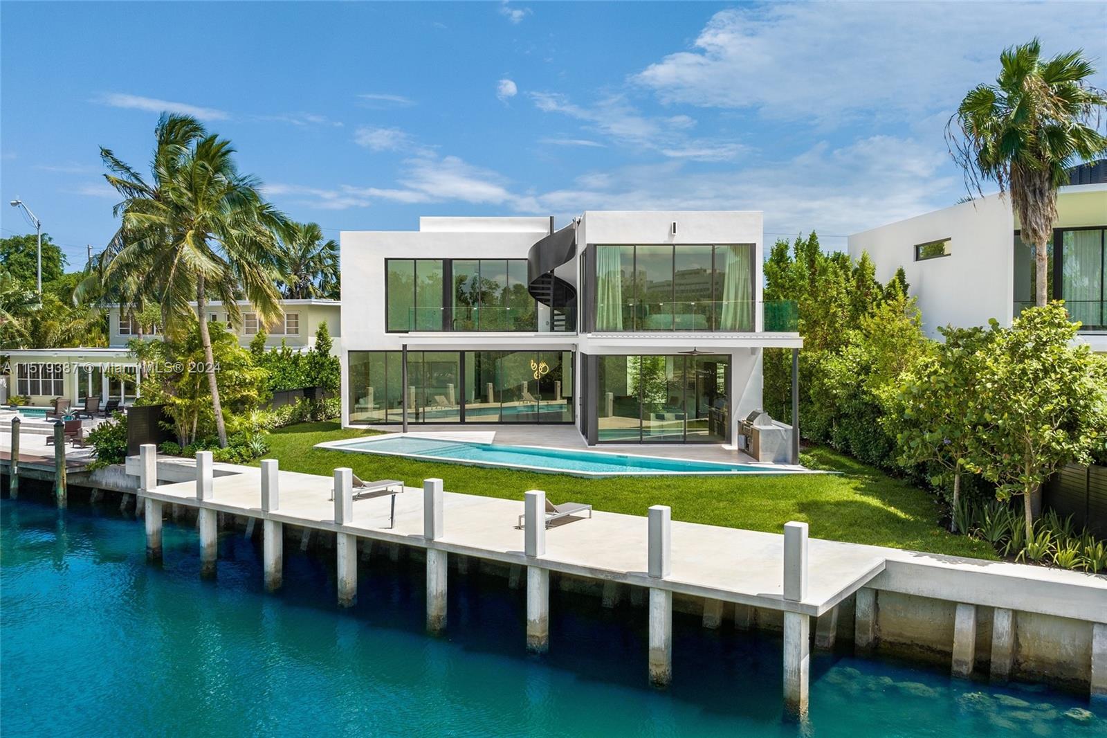 Property for Sale at 3172 N Bay Rd, Miami Beach, Miami-Dade County, Florida - Bedrooms: 6 
Bathrooms: 6  - $11,985,000