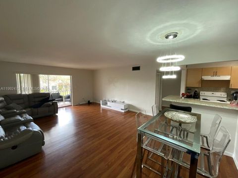 10357 N Kendall Dr DD8 Miami FL 33176