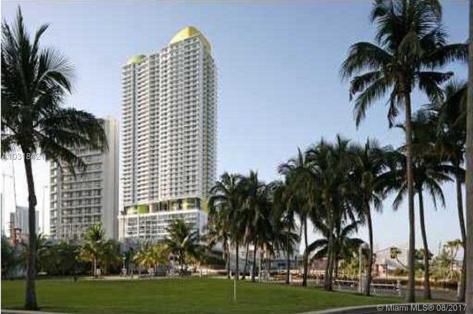 Walk into stunning view of water & city lights combined. Views from every room of this 40th floor 2 bedroom
apt with 2 full bathrooms plus a powder room/guest bath. Price includes contemporary furnishings for every
room. Amenity rich with spa/fitness cent er, heated-infinity pool with a view, party room, movie theater,
outdoor tai chi and meditation lawn with double sided wall of water & relaxing recreation deck. Internet & cable
included in maintenance.