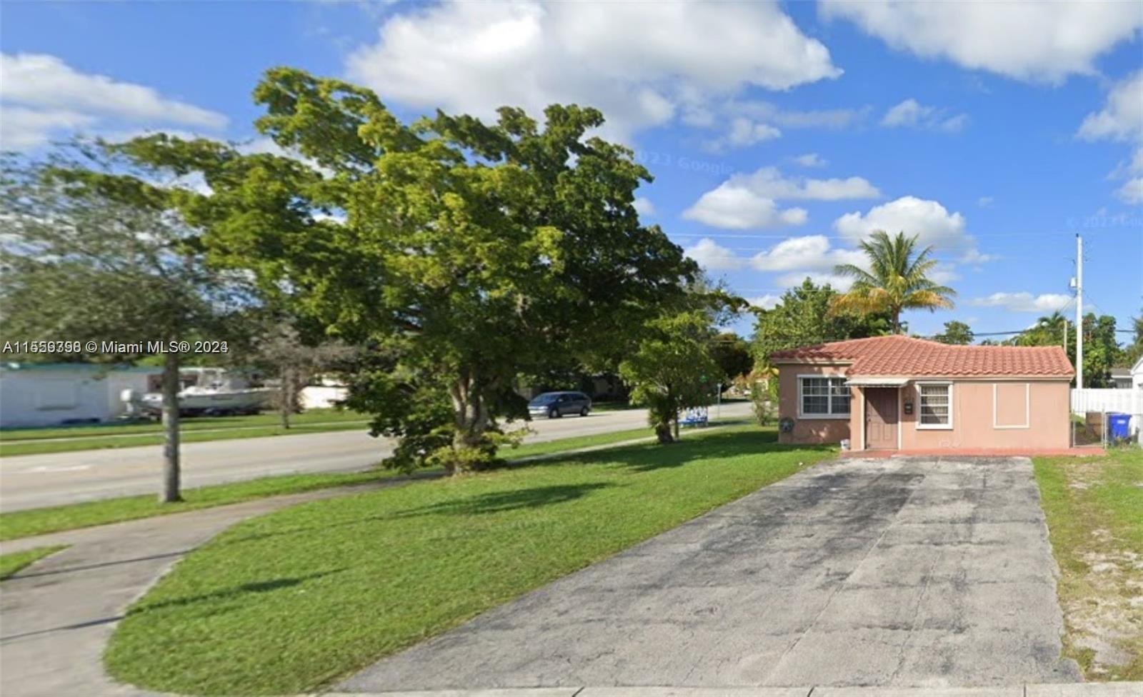 Property for Sale at 1501 Ne 175th St St, North Miami Beach, Miami-Dade County, Florida - Bedrooms: 5 
Bathrooms: 4  - $880,000